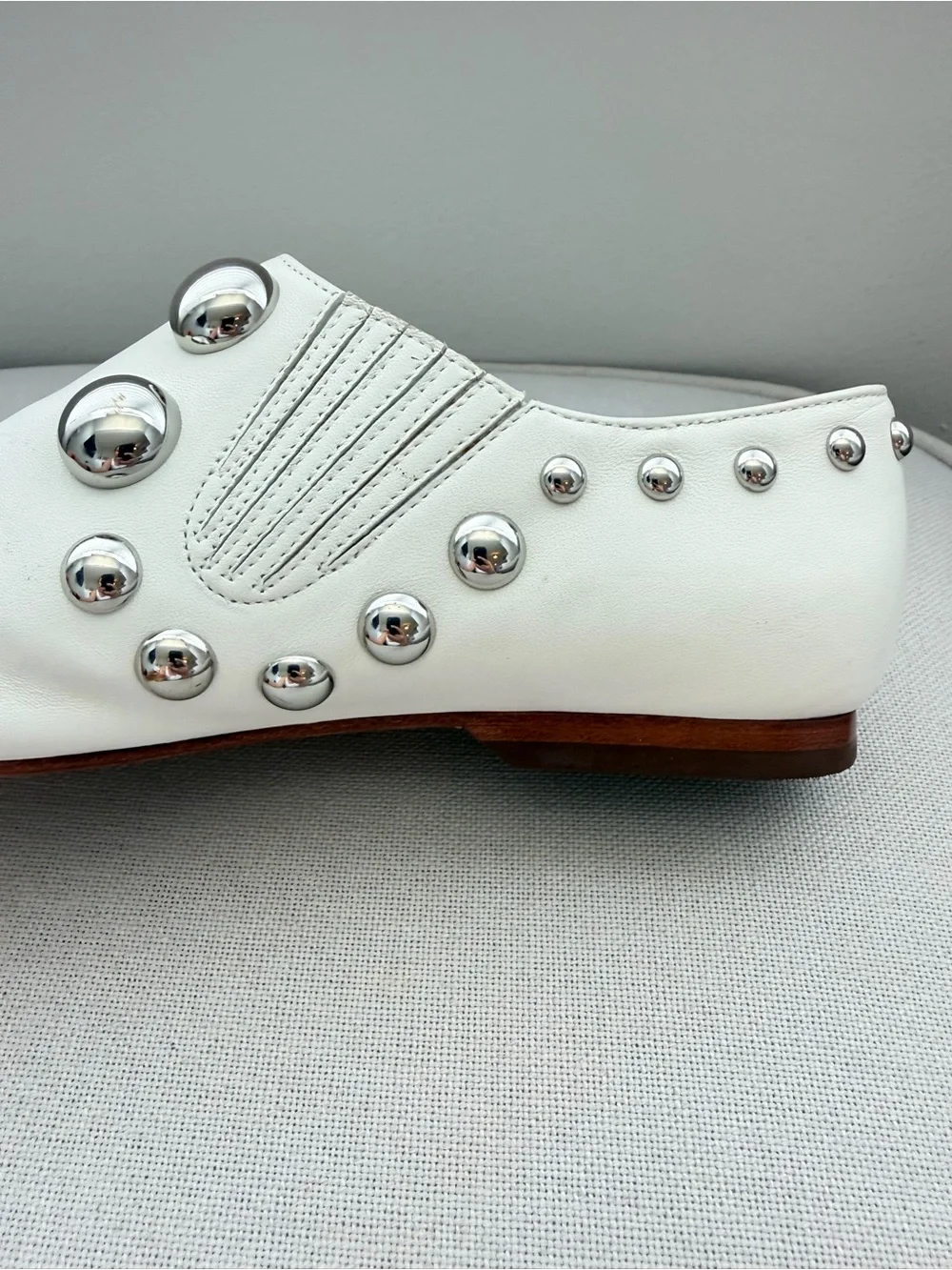 Rare! Tory Burch Loafer White Blythe Studded Metal Slip‎ On Women Size 6.5 M